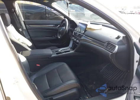 2019 Honda Accord Sport 2.0T z USA, uszkodzony, nr VIN 1HGCV2F37KA008347